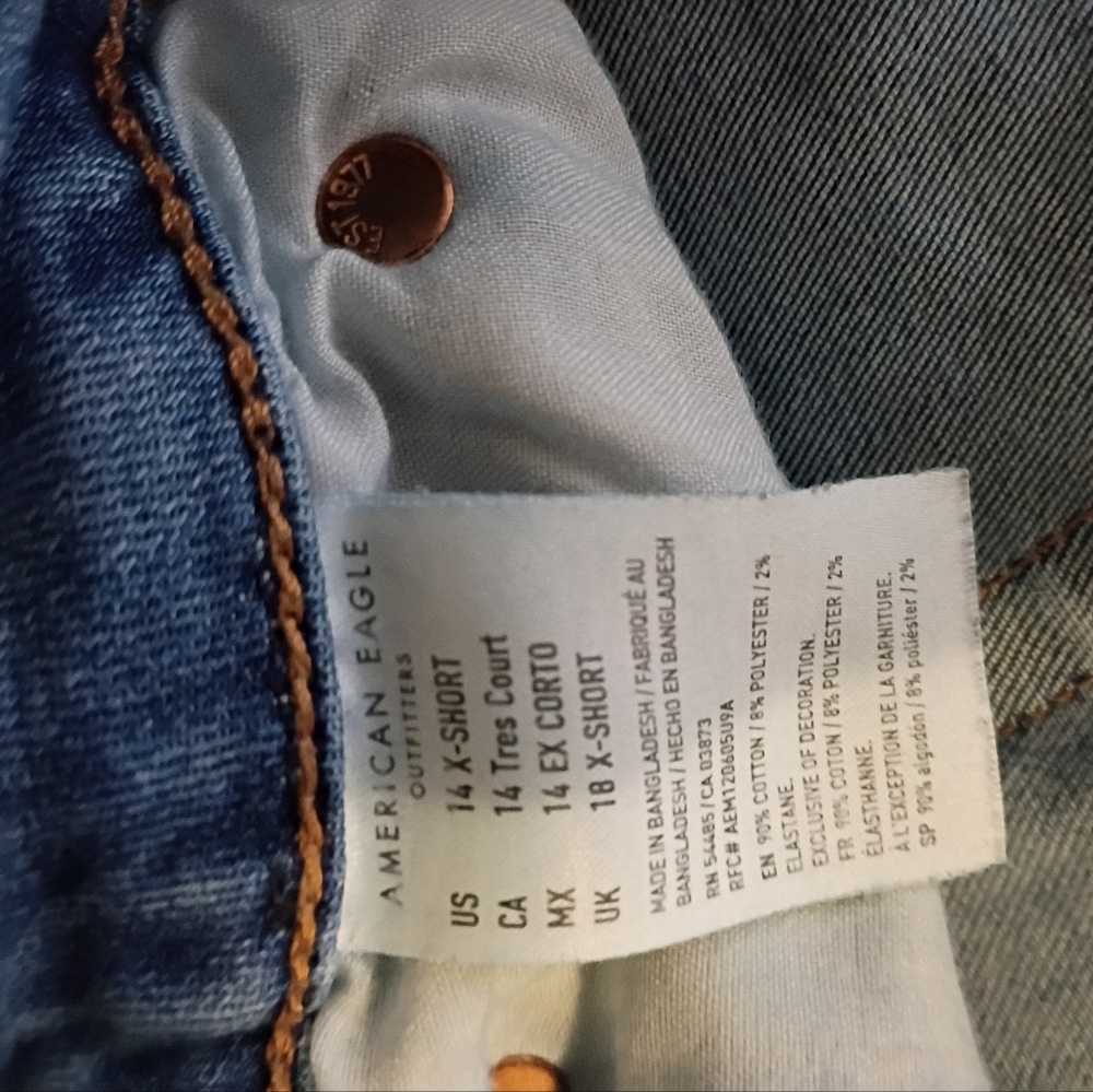 American Eagle Outfitters Skinny Jegging Ripped Jeans Size 14 Short - Picture 6 of 7